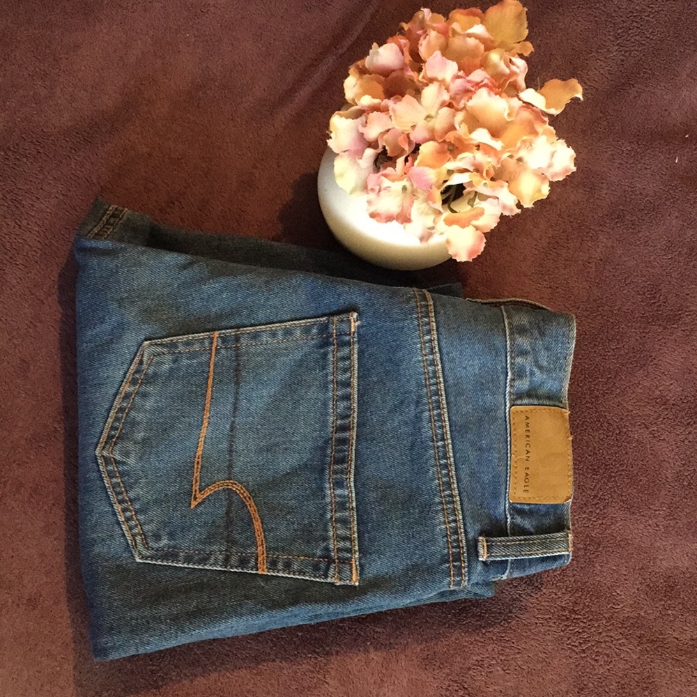 High waisted jeans